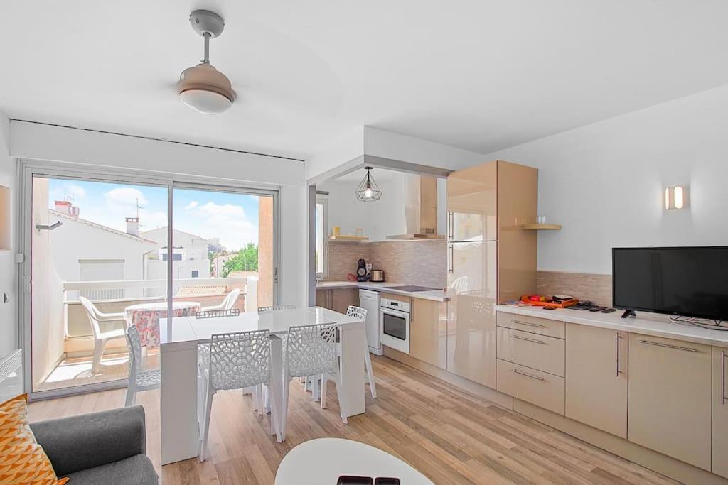 Appartement Calme Et Moderne Avec Vue Mer 74 Canet-en-Roussillon Dış mekan fotoğraf